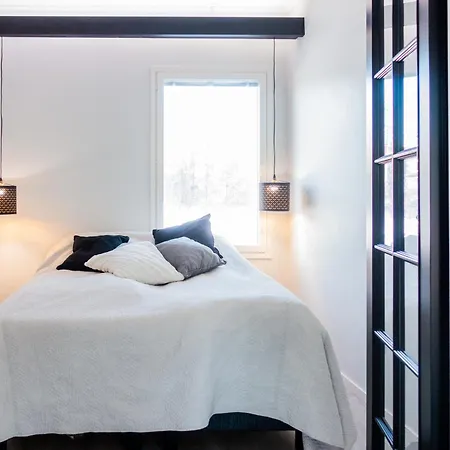 Modern House Near Rovaniemi Center Βίλα *