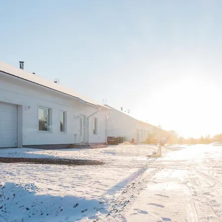 Modern House Near Rovaniemi Center 빌라 Nivankyla